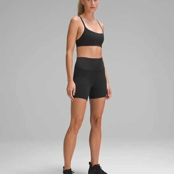 LIKE NEW Lululemon Women's Chargefeel Mid Shoe Size 7 Black - Picture 2 of 3